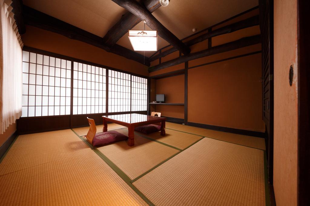 Yufuin Ryokan Tadaima Exteriör bild