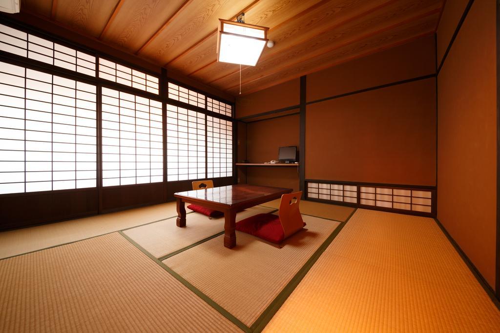 Yufuin Ryokan Tadaima Exteriör bild