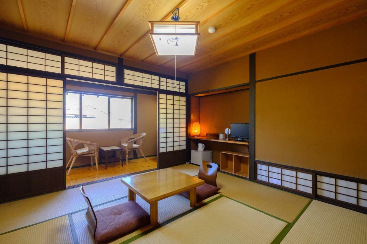 Yufuin Ryokan Tadaima Exteriör bild